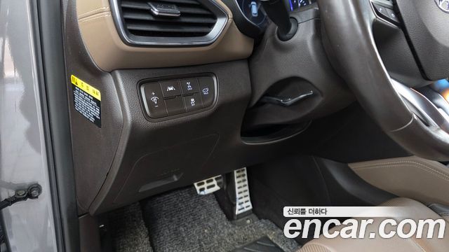 Hyundai Santafe 2019 — photo 27