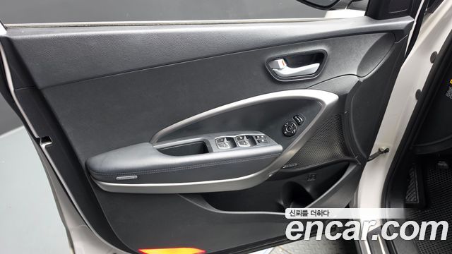 Hyundai Santafe 2015 — photo 14