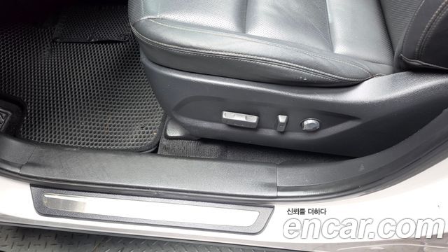Hyundai Santafe 2015 — photo 31