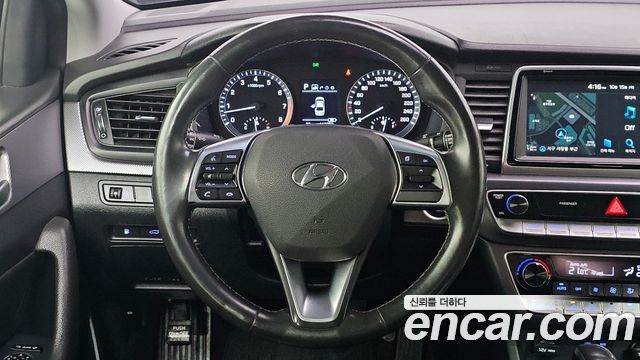 Hyundai Sonata 2018 — photo 11