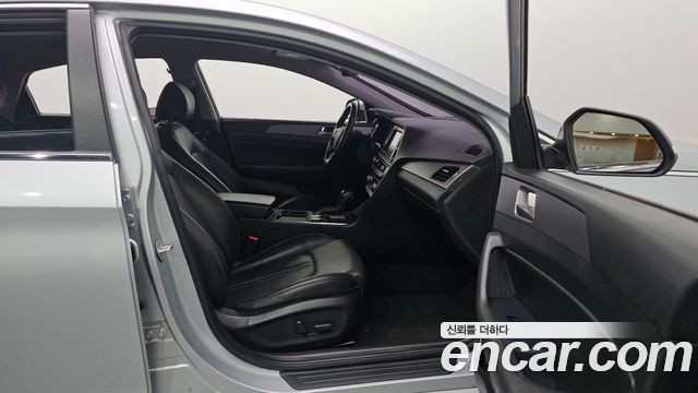 Hyundai Sonata 2018 — photo 18