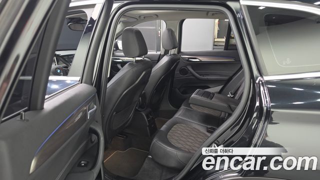 BMW X1 2021 — photo 11