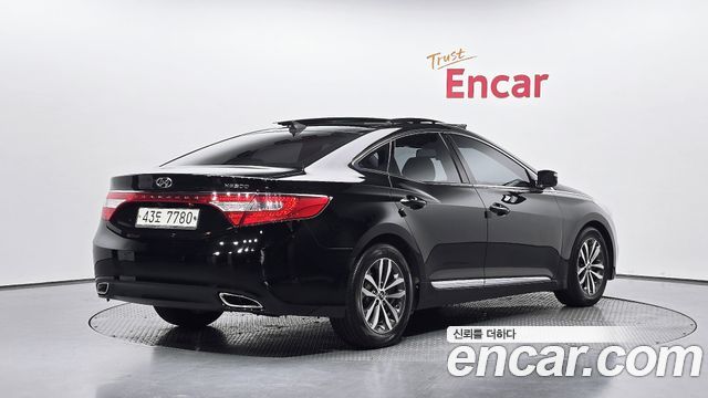 Hyundai Grandeur 2012 — photo 2