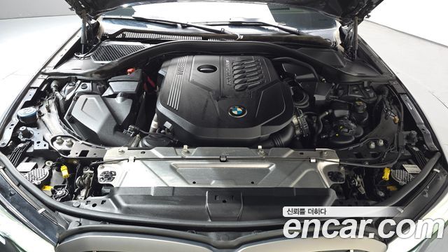 BMW 3-Series 2022 — photo 6