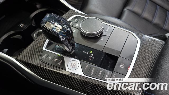 BMW 3-Series 2022 — photo 12