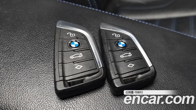 BMW 3-Series 2022 — photo 22