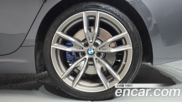 BMW 3-Series 2022 — photo 7