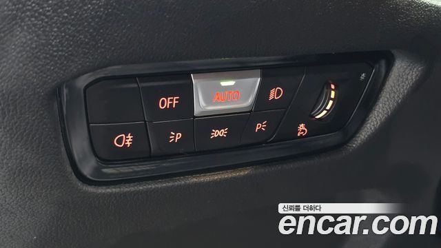 BMW 3-Series 2022 — photo 29