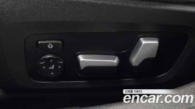 BMW 3-Series 2022 — photo 31