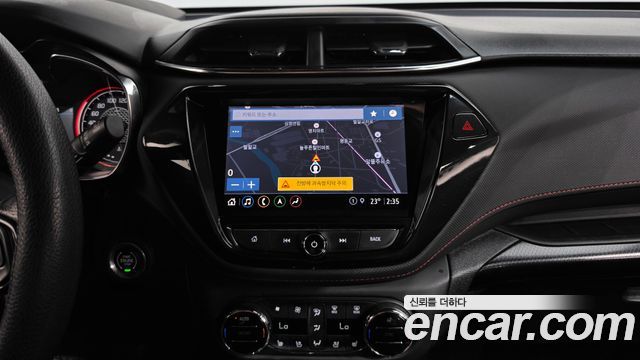 Chevrolet Korea Trailblazer 2021 — photo 21