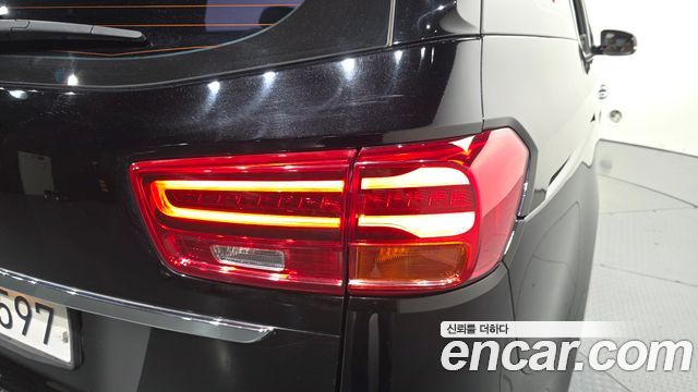 Kia Canival 2019 — photo 9