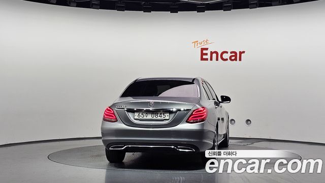 Mercedes-Benz C-Class 2016 — photo 4