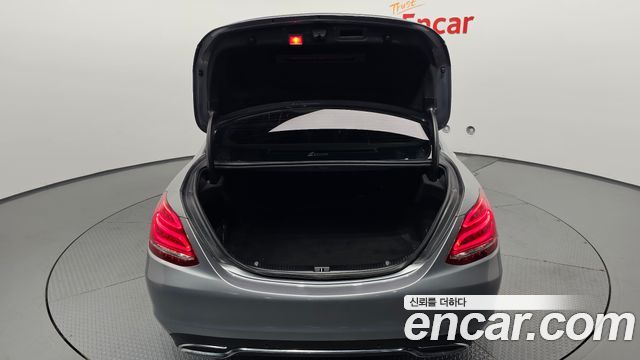 Mercedes-Benz C-Class 2016 — photo 20