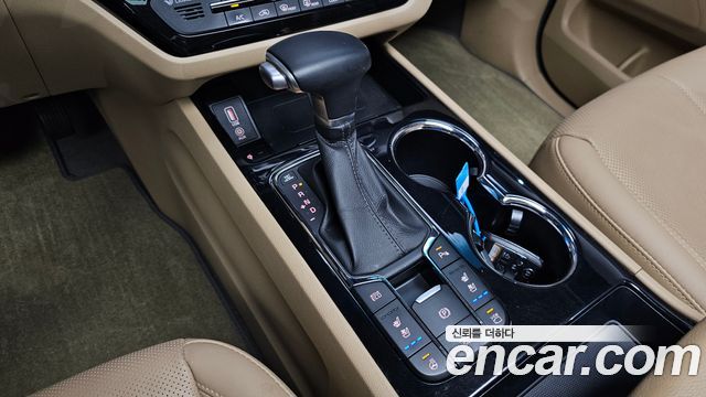 Kia Canival 2019 — photo 12