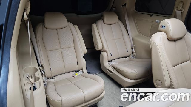 Kia Canival 2019 — photo 19