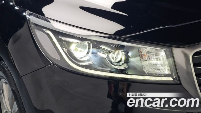 Kia Canival 2019 — photo 8
