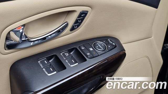 Kia Canival 2019 — photo 30
