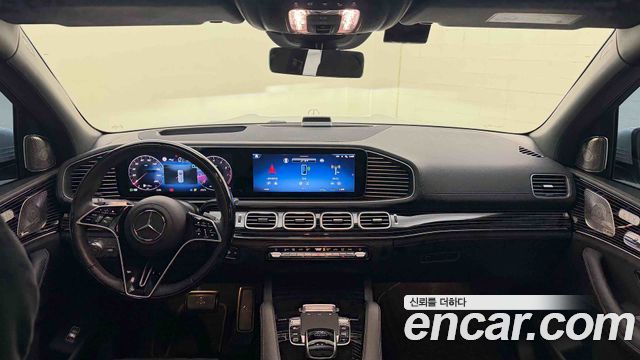 Mercedes-Benz GLS-Class 2026 — photo 16