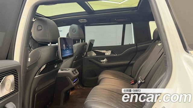 Mercedes-Benz GLS-Class 2026 — photo 19