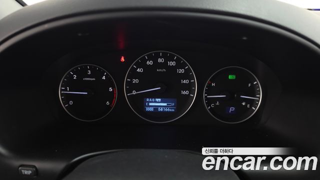 Hyundai Starex 2019 — photo 8