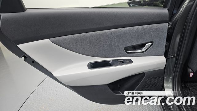 Hyundai AVANTE 2021 — photo 15