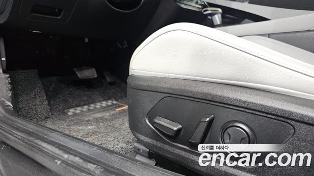 Hyundai AVANTE 2021 — photo 31
