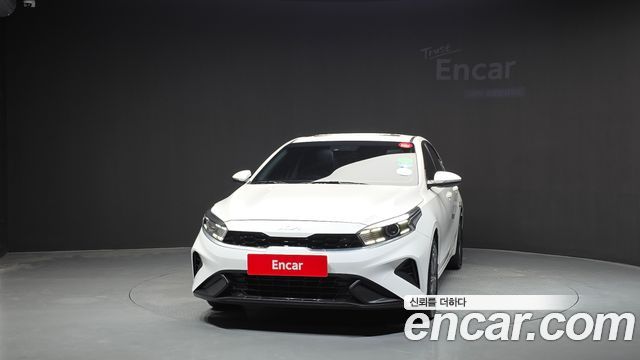 Kia K3 2023 — photo 3