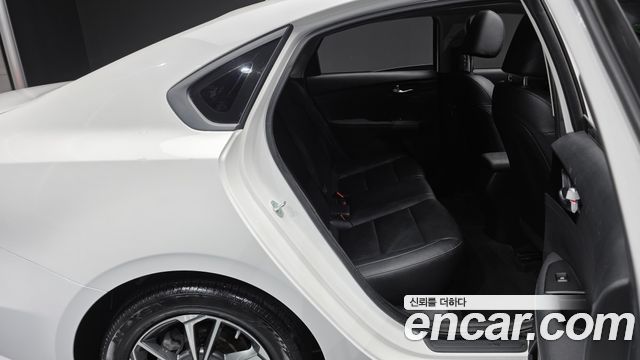 Kia K3 2023 — photo 12