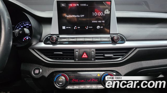 Kia K3 2023 — photo 17