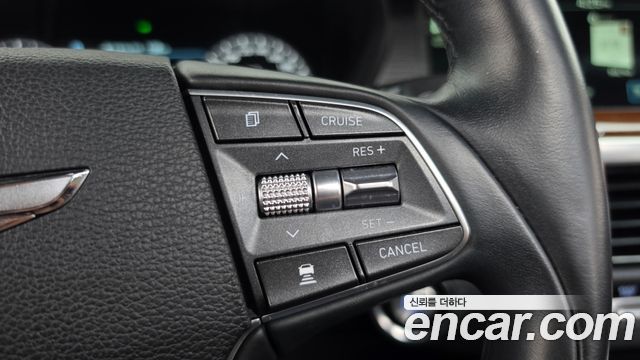 Genesis EQ900 2016 — photo 21