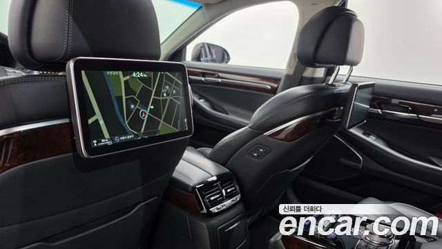 Genesis EQ900 2016 — photo 25