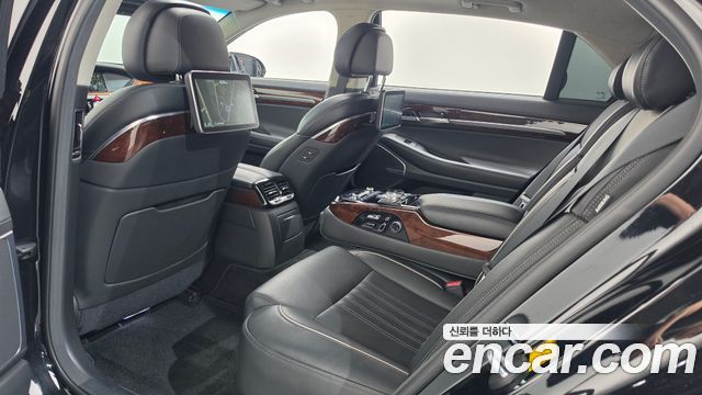 Genesis EQ900 2016 — photo 27