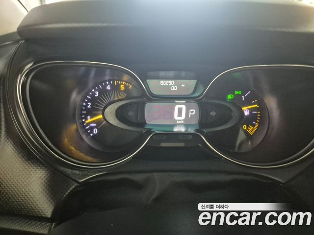 Renault Korea QM3 2016 — photo 9