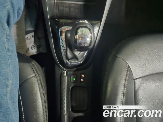 Renault Korea QM3 2016 — photo 15