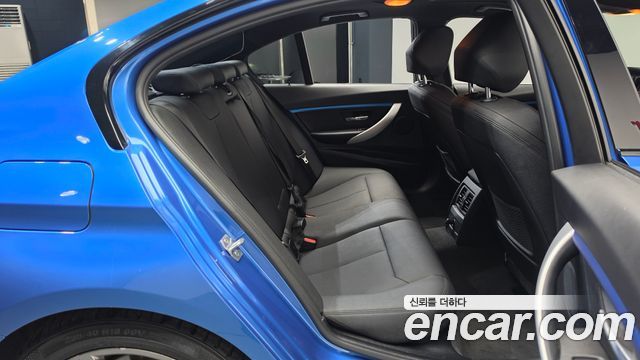 BMW 3-Series 2017 — photo 12
