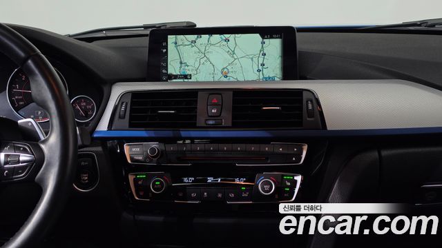 BMW 3-Series 2017 — photo 14