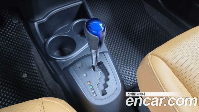 Toyota Prius 2019 — photo 12