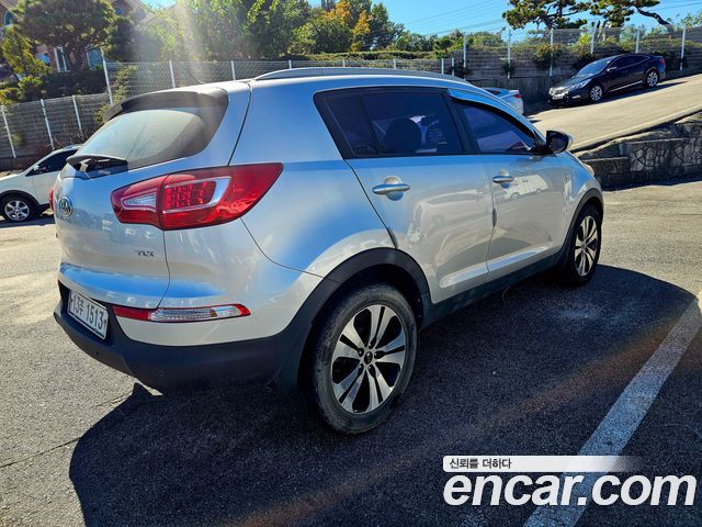 Kia Sportage 2012 — photo 5