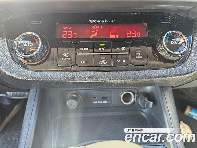 Kia Sportage 2012 — photo 15