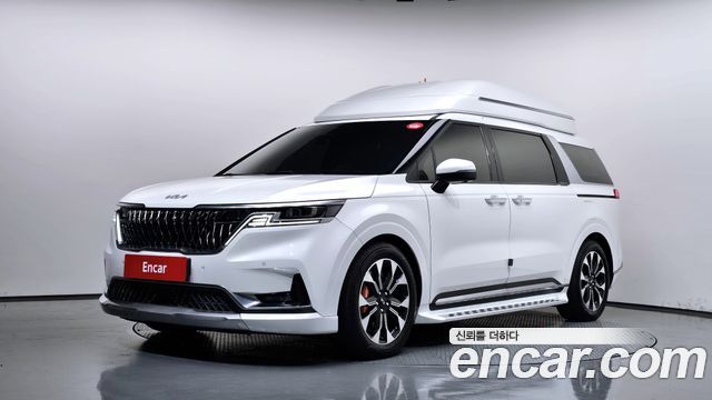 Kia Canival 2021 — photo 1