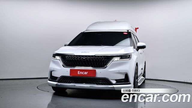Kia Canival 2021 — photo 3