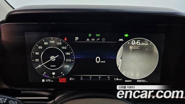 Kia Canival 2021 — photo 11