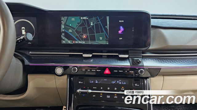 Kia Canival 2021 — photo 18