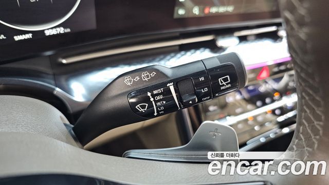 Kia Canival 2021 — photo 29