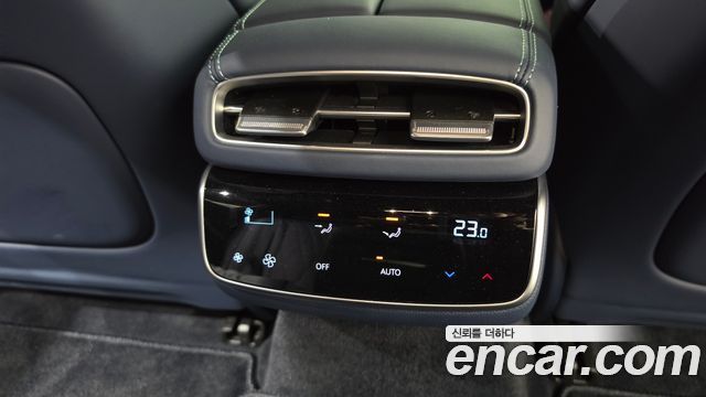 Genesis G80 2025 — photo 24