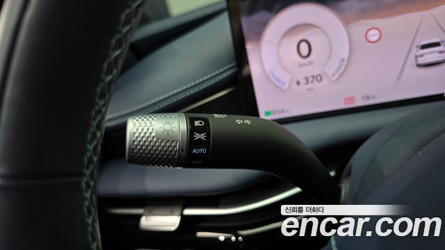 Genesis G80 2025 — photo 29