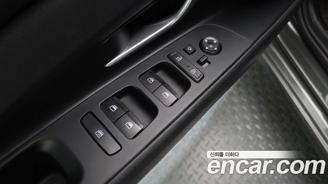 Hyundai AVANTE 2021 — photo 19