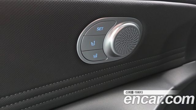 Hyundai AVANTE 2021 — photo 20