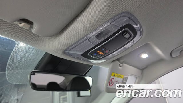 Hyundai AVANTE 2021 — photo 26