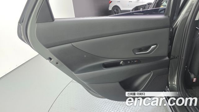 Hyundai AVANTE 2021 — photo 15